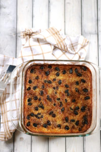 Cinnamon Roll Breakfast Cheesecake | A dairy free cinnamon raisin cheesecake with a crust made from gluten free cinnamon rolls typically served fresh for breakfast or brunch. | eatsomethingdelicious.com