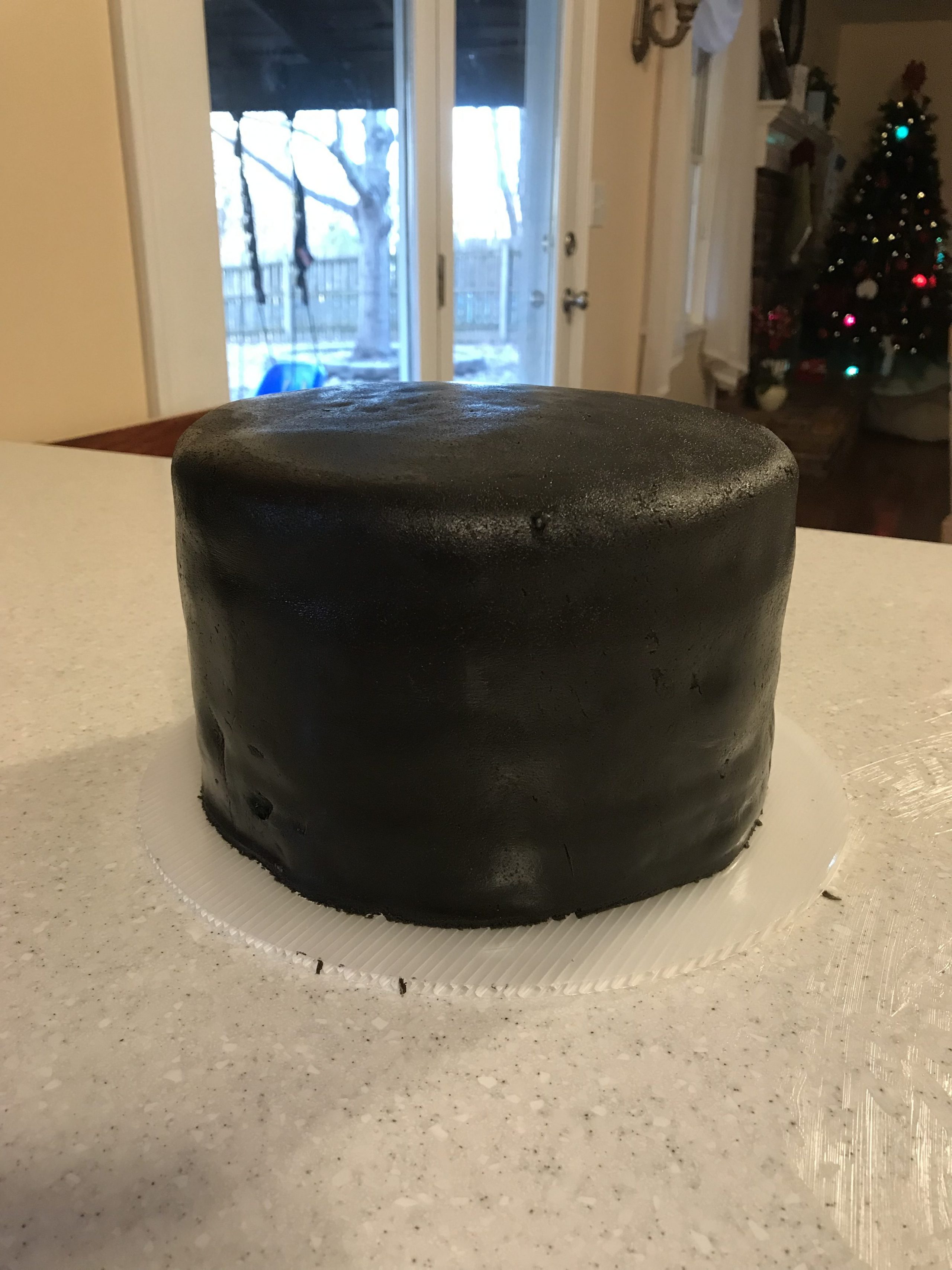 Allen's Tire Birthday Cake | Learn how to decorate a cake using only gluten free ingredients. I made this vanilla cake decorated in a tire tread pattern for my son's first birthday. | eatsomethingdelicious.com