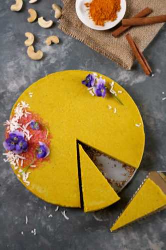 No Bake Golden Milk Cheesecake | No bake golden milk cheesecake is packed with delicious spices and uses a creamy cashew based filling to make it dairy free. Gluten free/paleo/vegan option. | eatsomethingdelicious.com